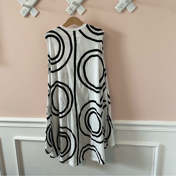 NUNUNU Dress Circle 360 white + black Size 6-7Y kids - Picture 4 of 5